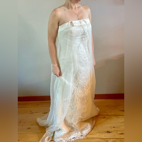 Designer Wedding Dress Gown Ivory Silk 12 No Train Strapless Bow NEW - Picture 13 of 15
